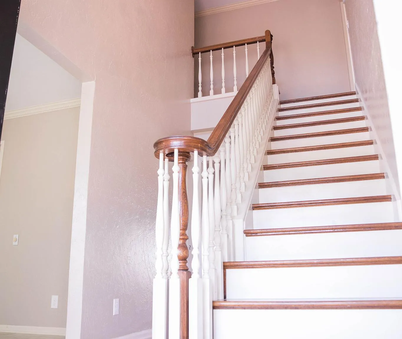301 Santa Clara St — Photo 4