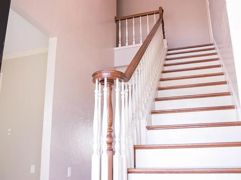 301 Santa Clara St — Photo 4