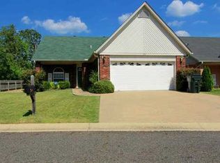 201 Dunhill St, Hot Springs, AR 71913