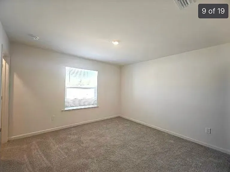 511 Eastwood Dr — Photo 13