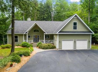 2520 Hemlock Ln, Petoskey, MI 49770