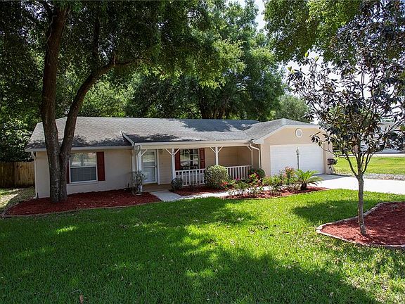 3rd image of 701 Jefferis Ct