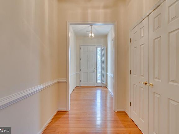 3rd image of 3005 Saint Annes Ct
