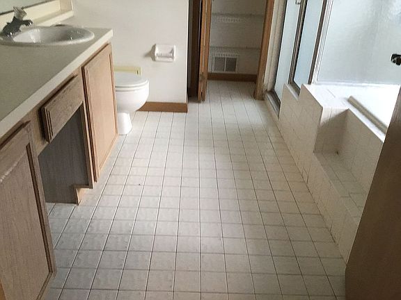 5th image of 3177 Bothwell Ct