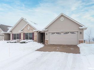 5430 Northwest Cir, Davenport, IA 52806