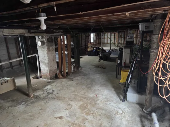 319 Beach 47th Street image 14 of 19