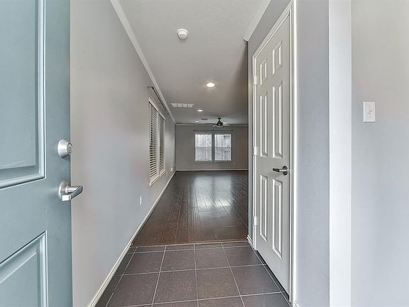 3rd image of 1719 Redwing Haven Dr