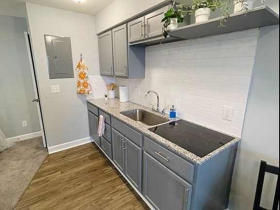 3rd image of 123 Hillside Dr #123