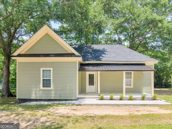 245 Atlanta St, Barnesville, GA 30204