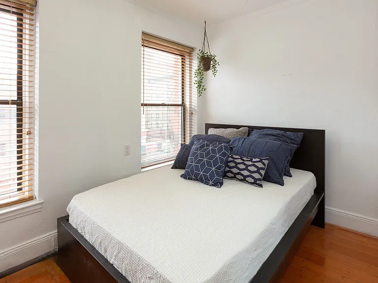 75 2nd Ave #3 — Photo 20