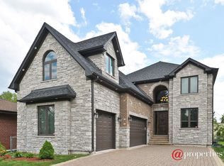 1145 Everett Ln, Des Plaines, IL 60018