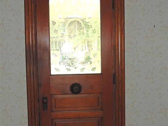 3rd image of 245 E Ogden St