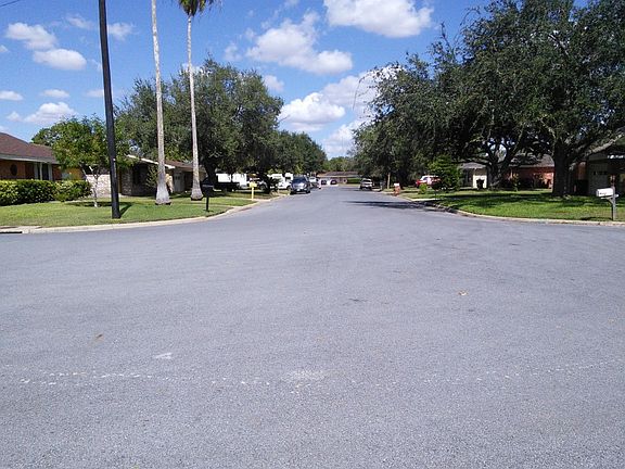 5th image of 2602 Dunkin Cir