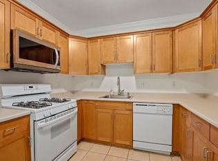 327 Centre St APT 203, Boston, MA 02130
