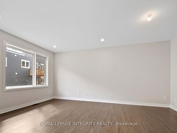 5th image of 414 Epoch St