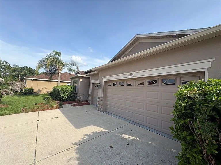 10525 Palm Cove Ave — Photo 17