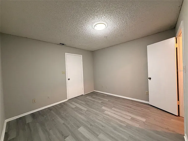 246 Afton Sq #106 — Photo 11