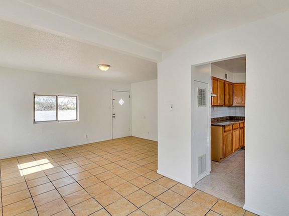 3rd image of 3724 Evalyn Pl