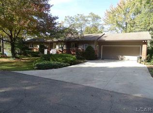 242 Swan Lake Dr, Adrian, MI 49221