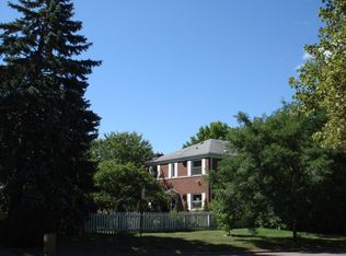 70 E Henderson Rd #B, Columbus, OH 43214