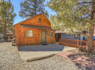 126 Highland Ln, Sugarloaf, CA 92386