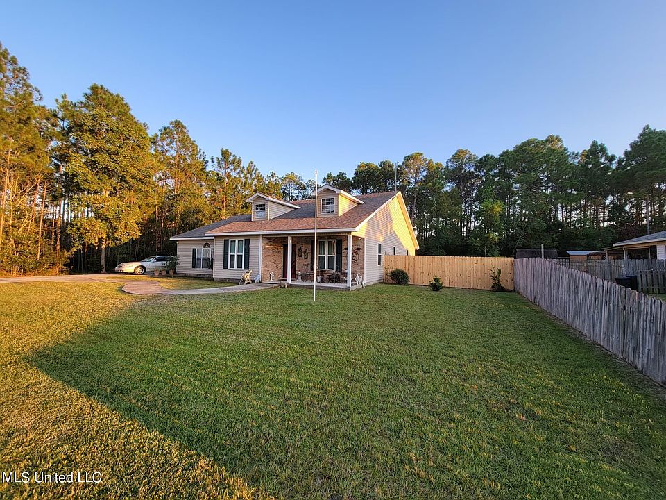 601 Hogan St, Waveland, MS 39576 Zillow