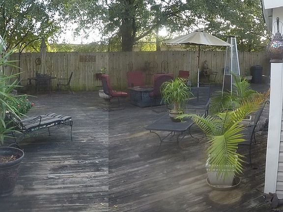 3rd image of 1201 Vicksburg Dr