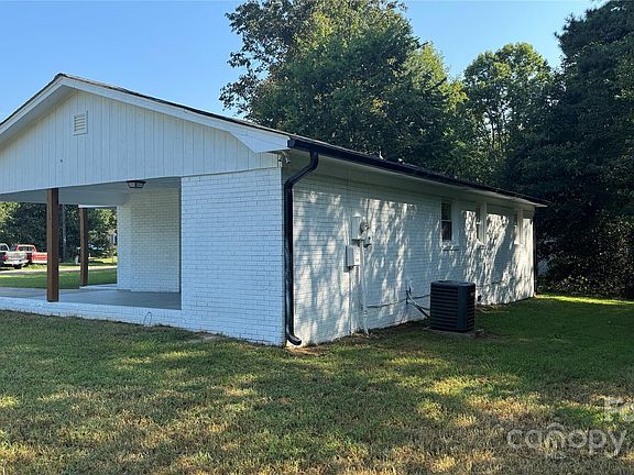 3rd image of 4216 Homeplace Dr