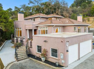 21519 Saratoga Heights Dr, Saratoga, CA 95070