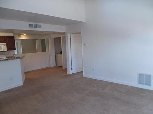 1st image of 5134 S Jones Blvd Unit 204
