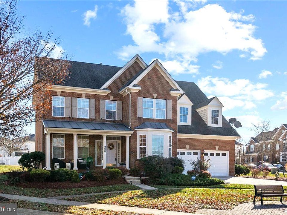 1st image of 2001 Medinah Ridge Rd