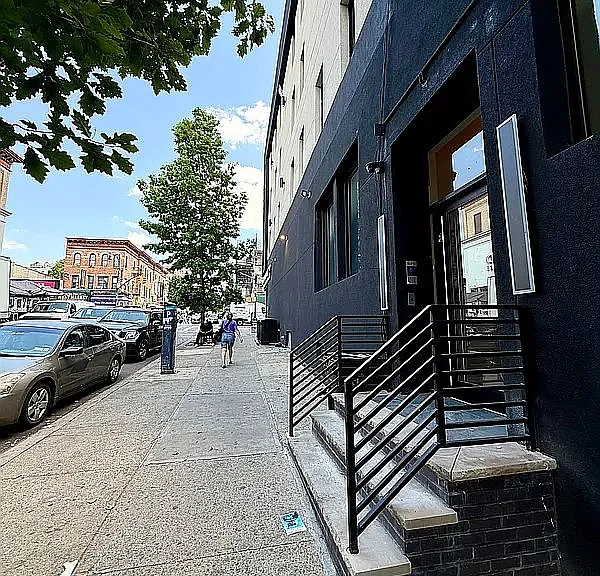 5102 5th Ave #302 — Photo 8