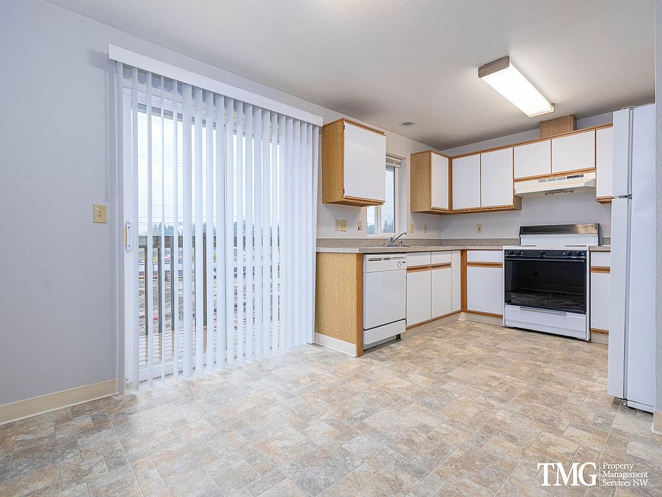 1st image of 13708 NE 18th St APT 7