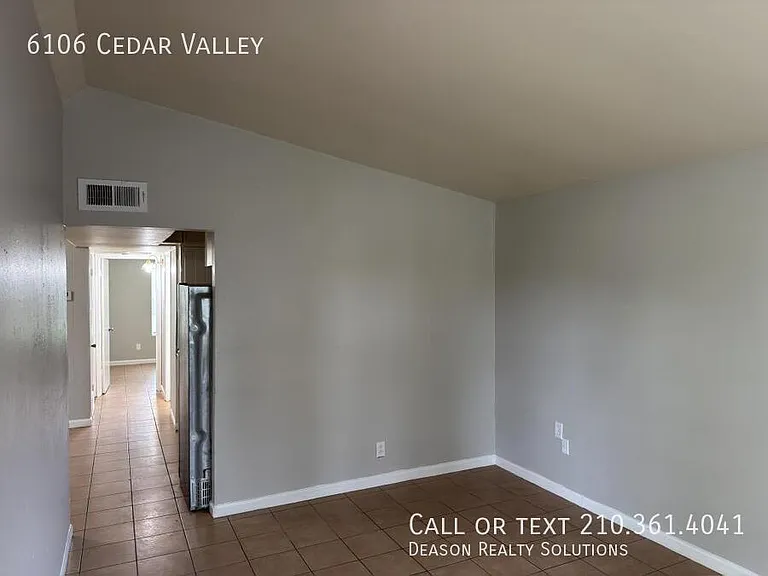 6106 Cedar Valley Dr — Photo 13