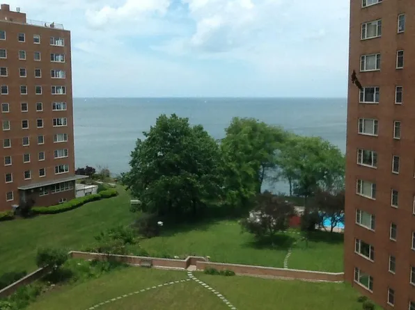 11820 Edgewater Dr APT 705, Lakewood, OH 44107