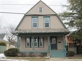 2nd image of 615 S Locust Ave