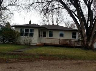 712 Front St S, Barnesville, MN 56514