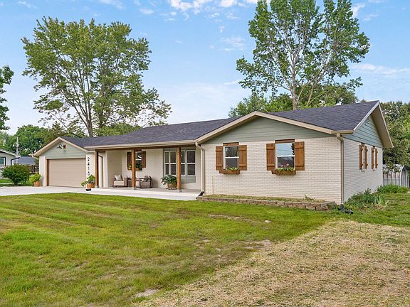 3rd image of 2418 S Farm Road 237