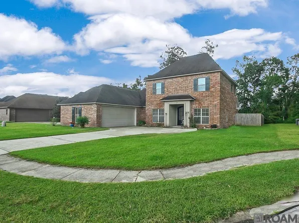 8614 Sandpiper St, Denham Springs, LA 70706