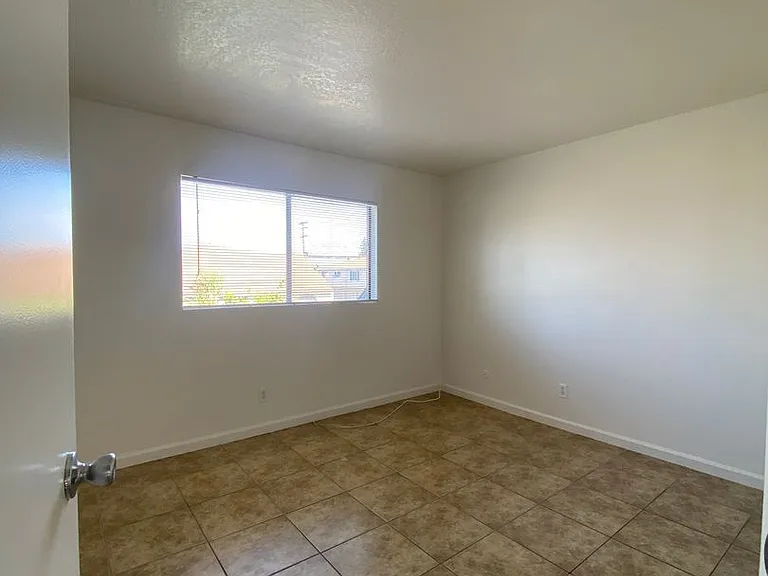 2561 E Terrace St — Photo 5