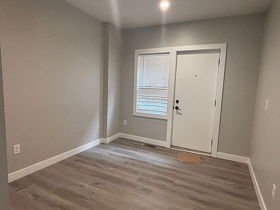 4th image of 7926 Lorain Ave #4