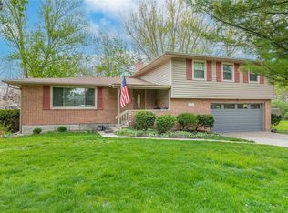 4155 Ridgetop Dr, Bellbrook, OH 45305