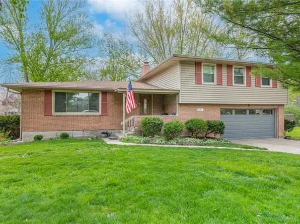 4155 Ridgetop Dr, Bellbrook, OH 45305