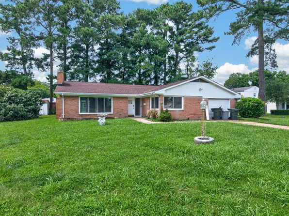 1027 Leon Ln, Hampton, VA 23666