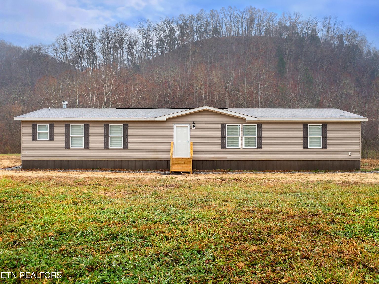 2484 Upper Caney Valley Rd Tazewell TN 37879 Zillow   D77bdf5887f92690f2600b16216fa7d2 Cc Ft 1536 