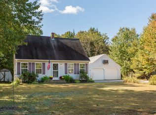 6 Bluff Dr, Steep Falls, ME 04085