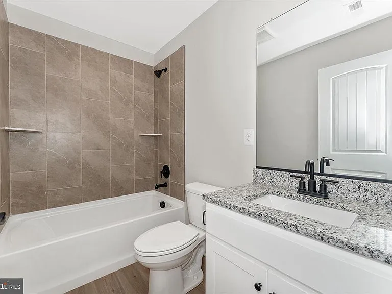 527 Abigail Ave — Photo 25