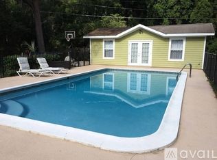 4115 NW 16th Blvd, Gainesville, FL 32605