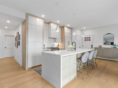 4 Payne St #1, Boston, MA, 02122