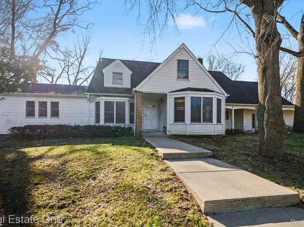 5840 Inkster House Rd, West Bloomfield, MI 48323